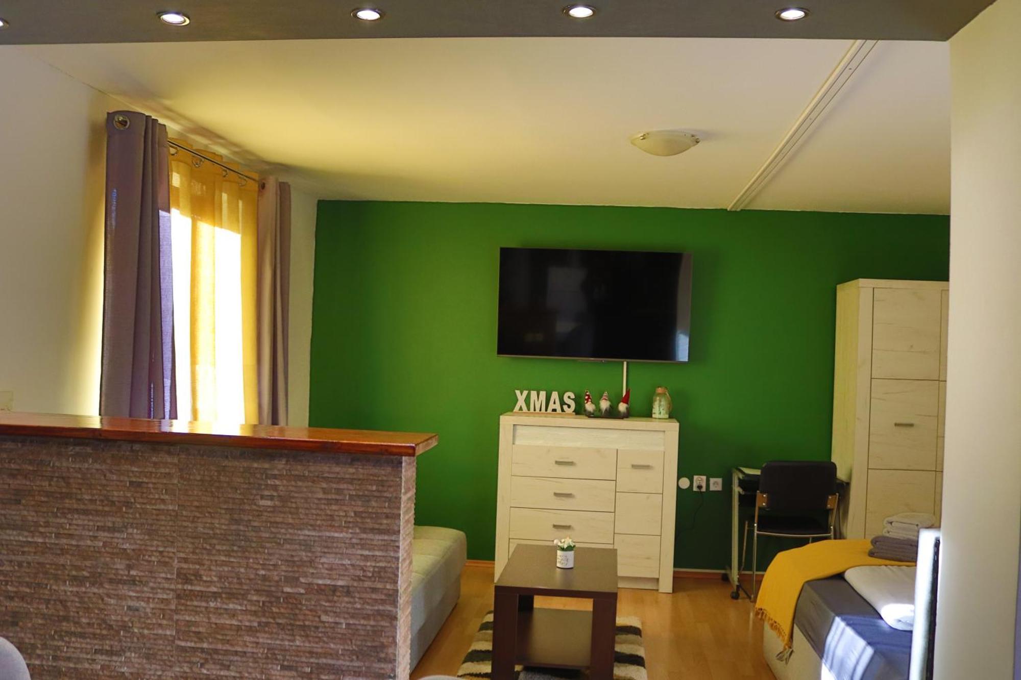Studio Apartman Planb, Self Check In Osijek Bagian luar foto
